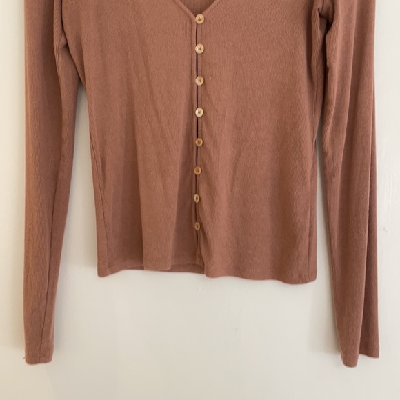 Aritiza Wilfred Free Mckinley Longsleeve Mauve - Picture 11 of 12